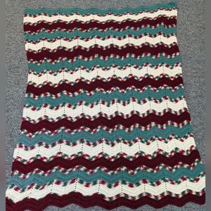 Vintage Handmade Zig Zag Large Afghan Blanket Throw Maroon Red Green Christmas
